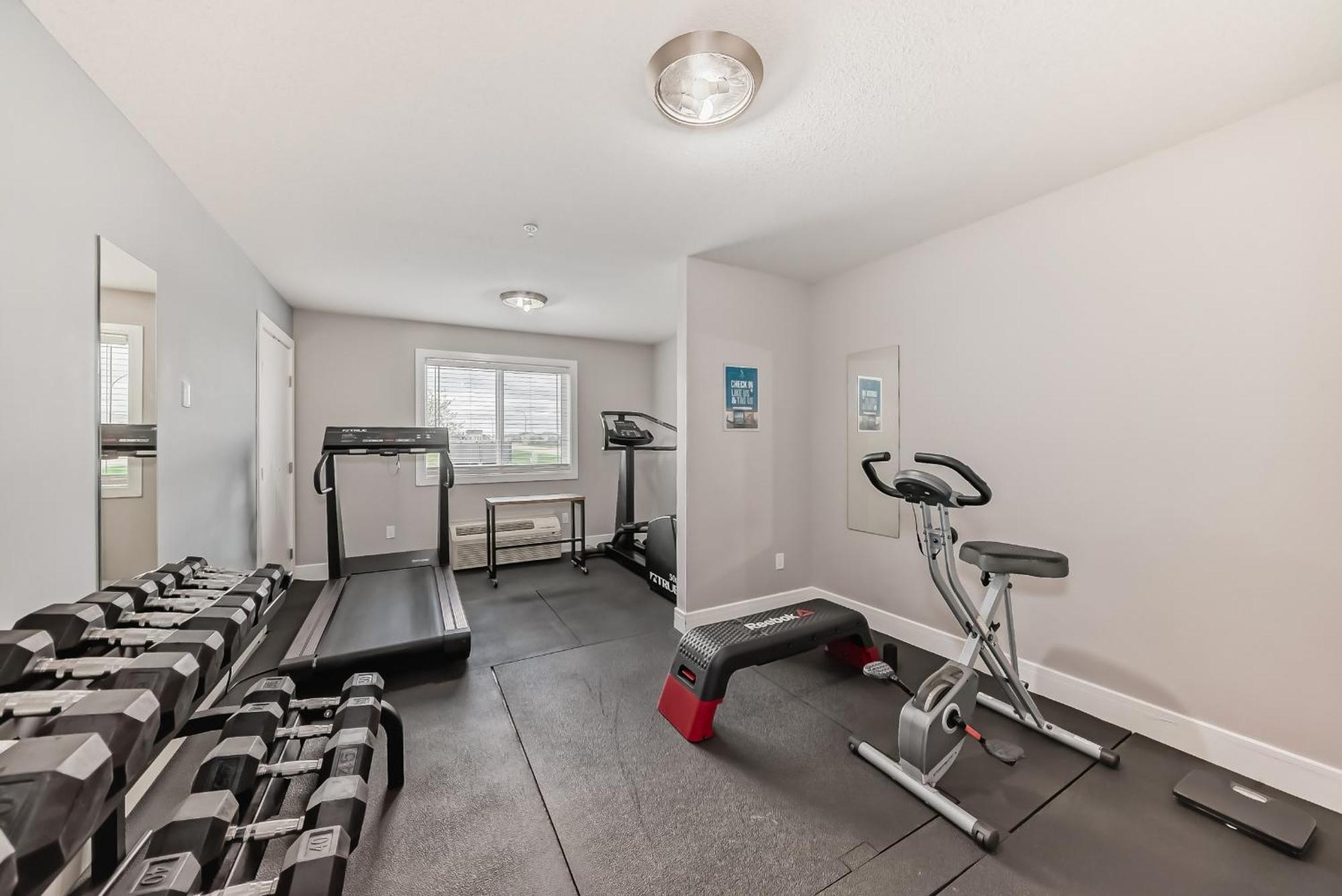 The Suites, Inn Hotels Red Deer Exterior photo